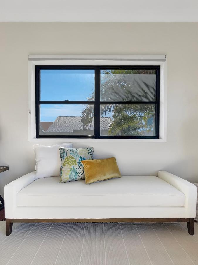 מרקולה Serene Beachside Apartment מראה חיצוני תמונה