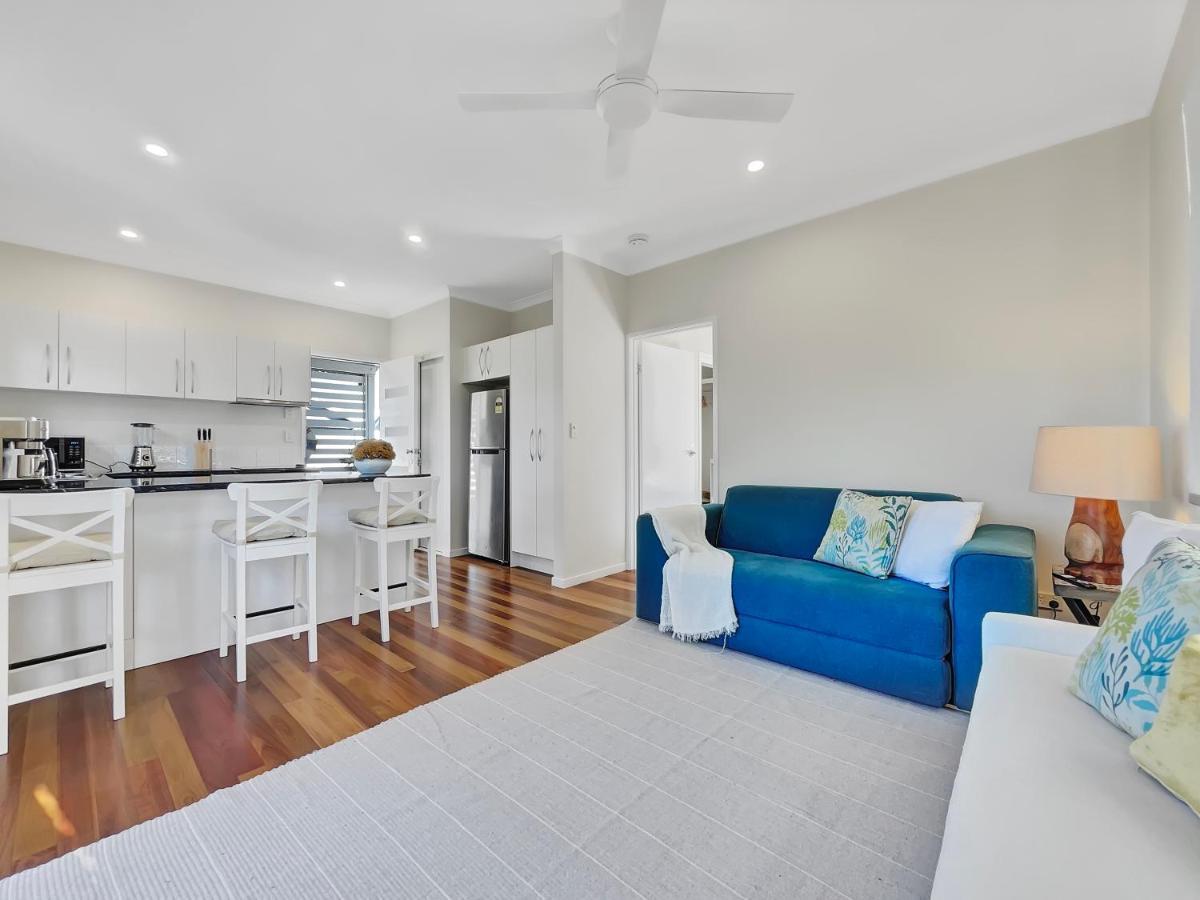 מרקולה Serene Beachside Apartment מראה חיצוני תמונה