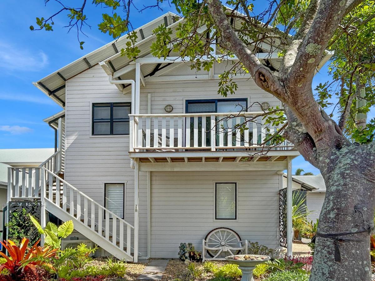 מרקולה Serene Beachside Apartment מראה חיצוני תמונה