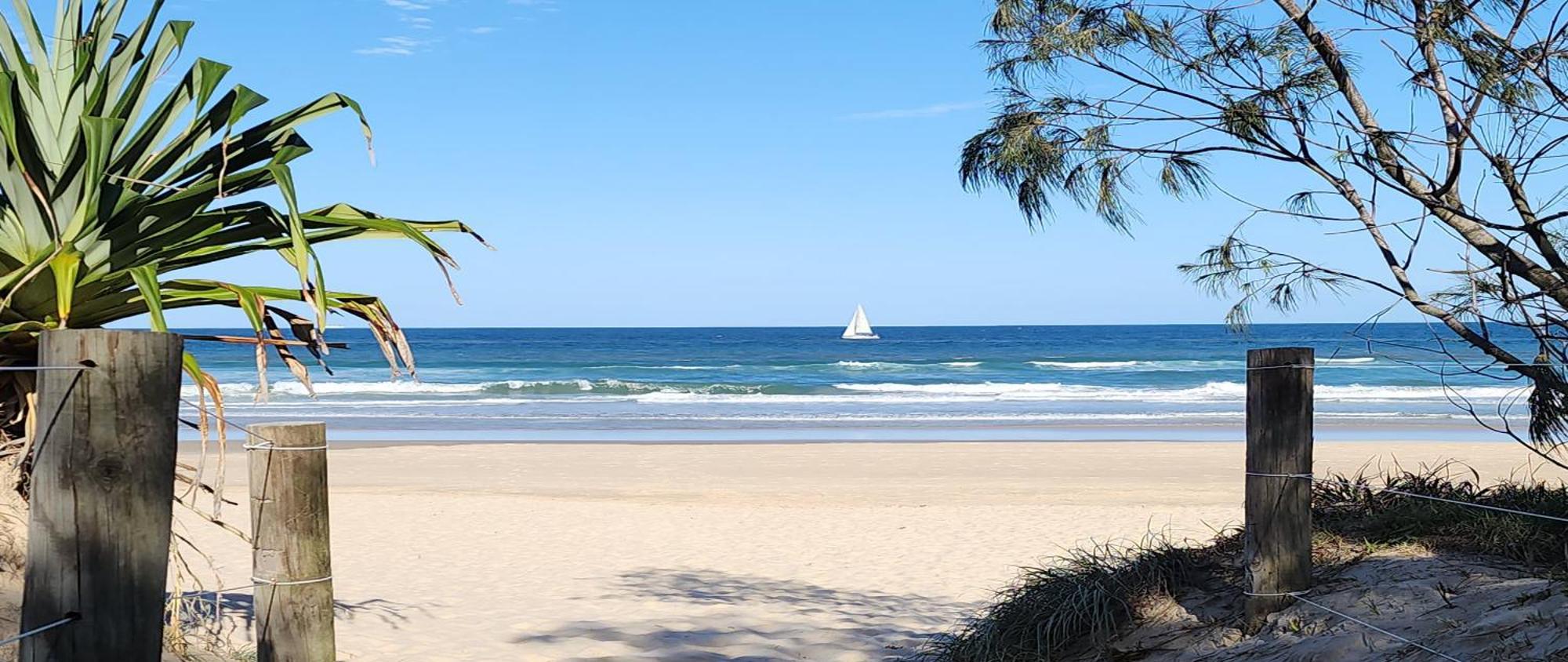 מרקולה Serene Beachside Apartment מראה חיצוני תמונה